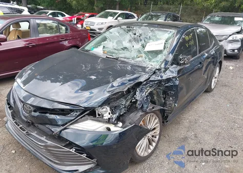 2019 Toyota Camry L/Le/Xle/Se/Xse z USA, uszkodzony, nr VIN 4T1B11HK3KU766507